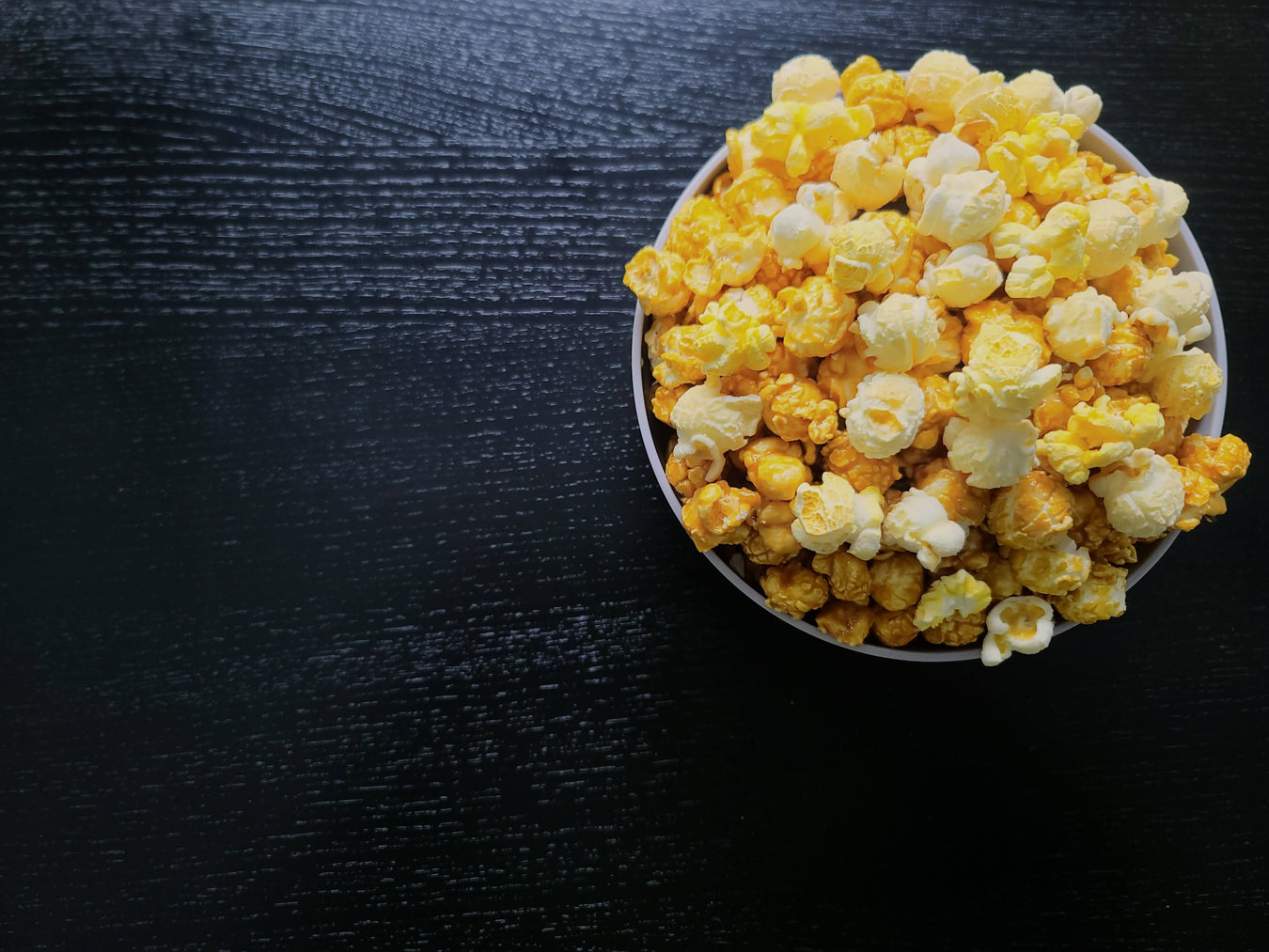 Cravings Gourmet Popcorn Ships United States Lansing, Michigan